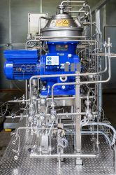 BTPX 305 SGD-34 Alfa Laval Wirówka talerzowa samoczyszcząca